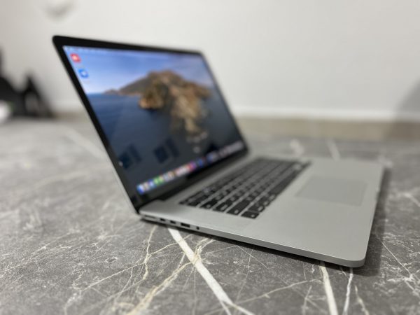 لپتاپ استوک MacBook Pro 2015