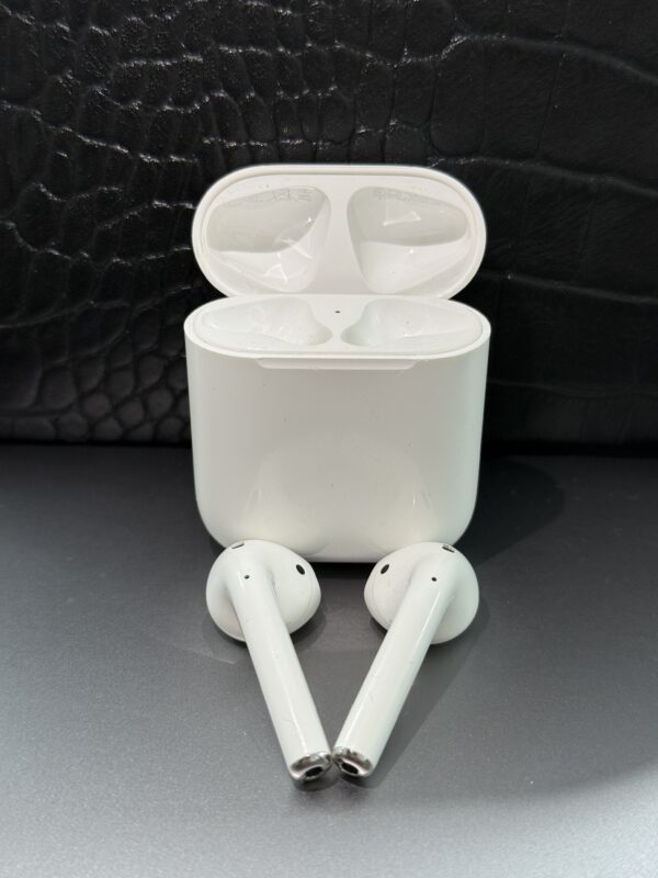 ایرپاد اپل نسل ۲ اصلی  Apple AirPods 2nd Generation